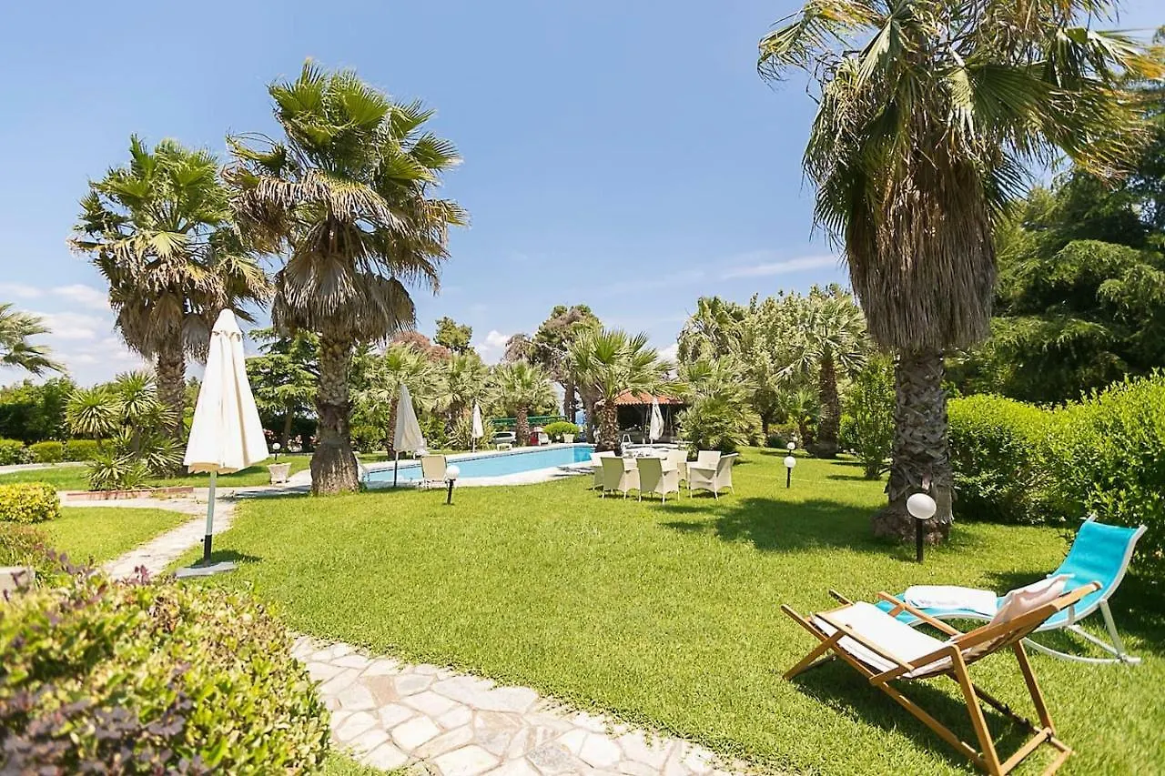 #FLH - Coconut&Vanilla Pool Apartments Kriopigi 0*,  Grecia