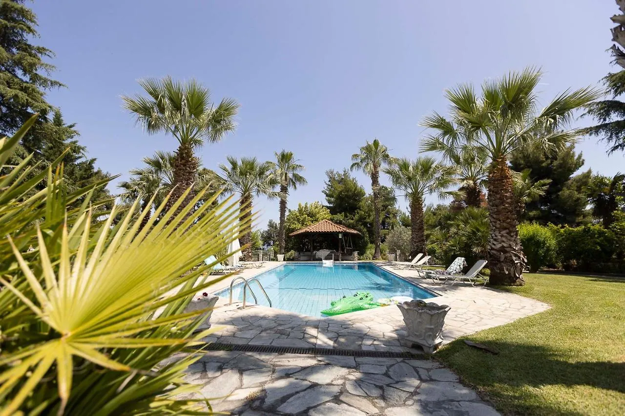 Coconut & Vanilla & Pineapple Pool Apartments #Feelslikehome location