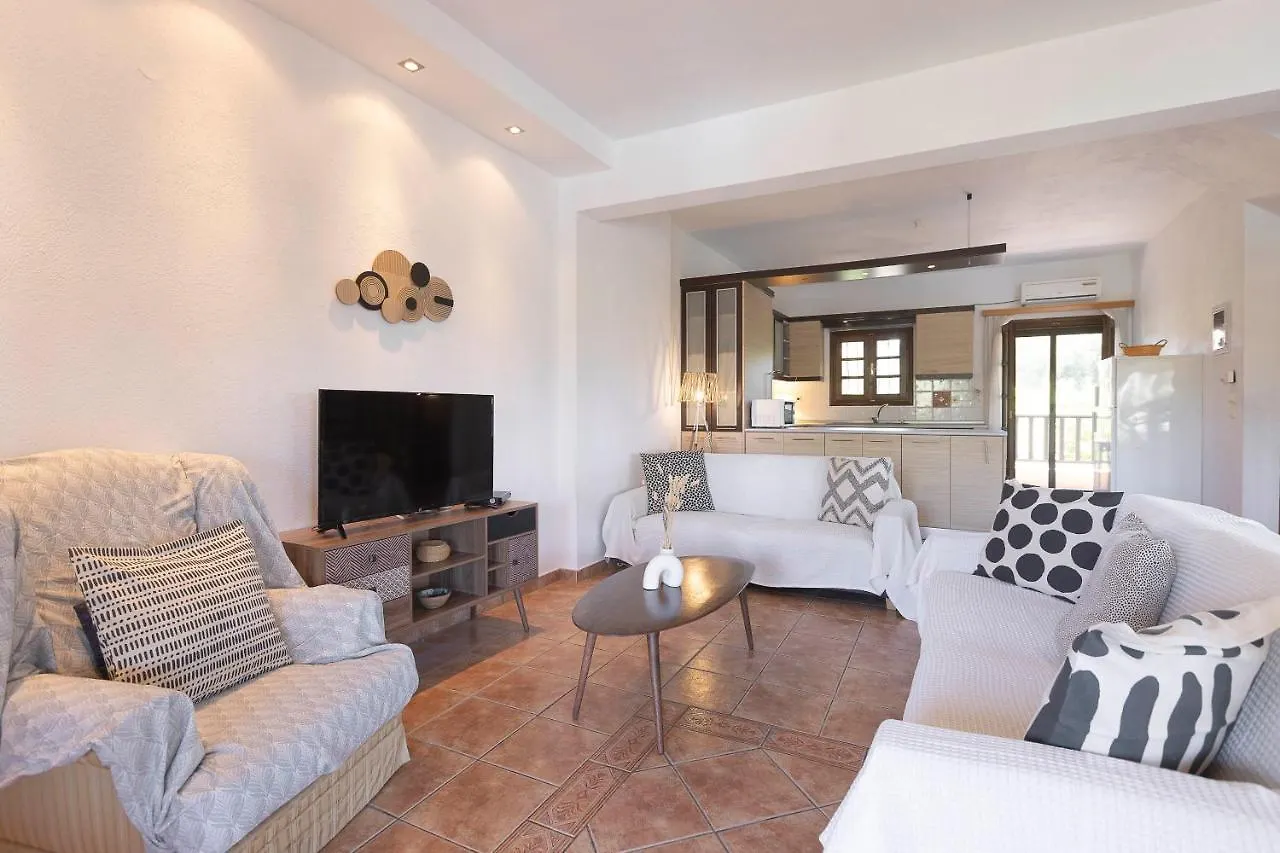 Coconut & Vanilla & Pineapple Pool Apartments #Feelslikehome Kriopigi 0*,